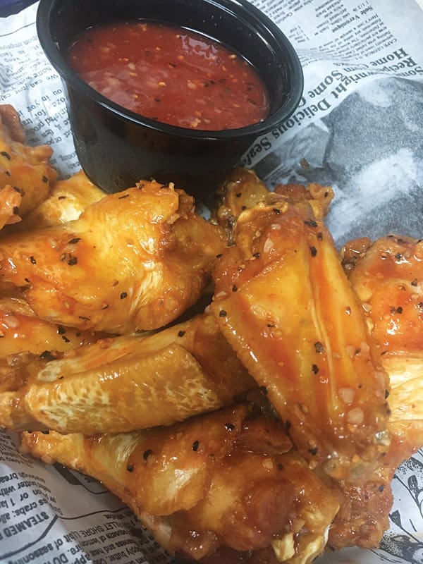 brothers wings