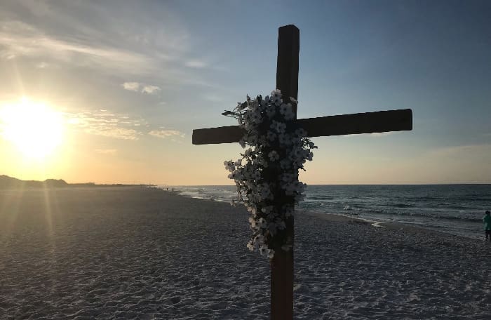 Easter CrossAtSunrise CreditGoodShepherdLutheranChurch