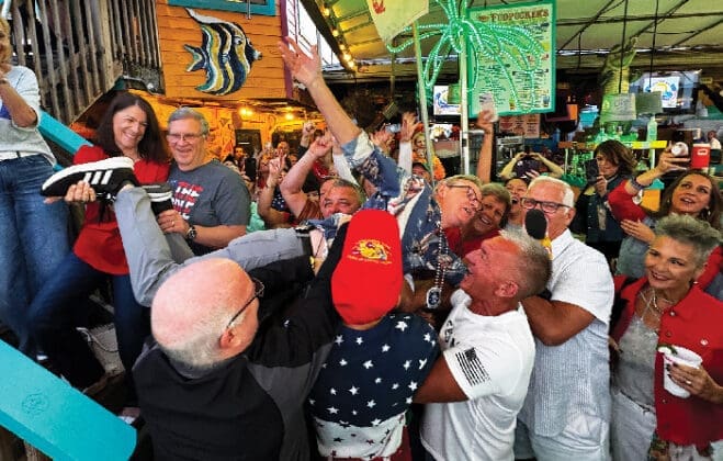 Fox and Friends Crowdsurfing The Best